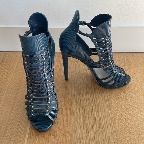 Like New Sergio Rossi Limited Edition Blue Lizard Caged Pumps With Studs Size 38 - Picture 9 of 15